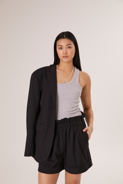 Sosue Shorts Pinstripe Black 50% Rabatt für begrenzte Zeit