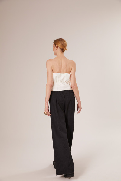 Sosue Pleat Top White Auslauf