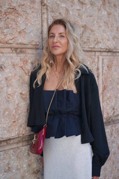 Sosue Pleat top Navy Angebote