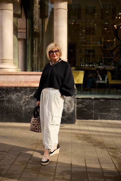 Sosue Pullover Antonia Cropped Black Heißer Verkauf